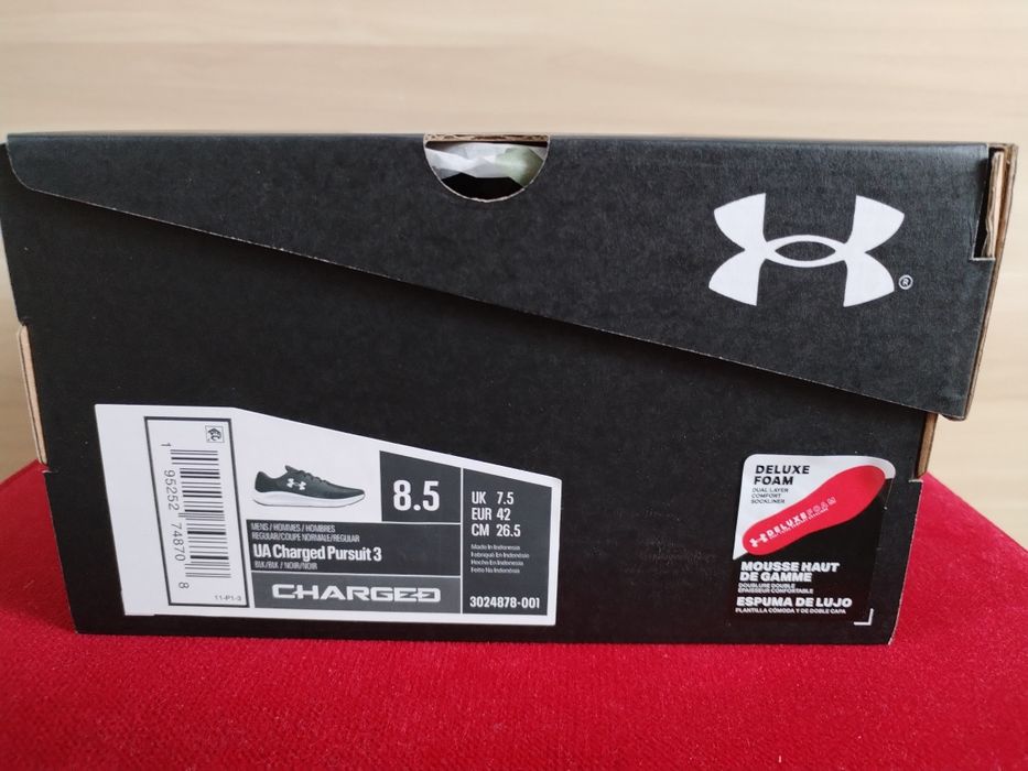 Under Armour Mężczyźni UA Charged Pursuit 3 r.42 oryginalne okazja