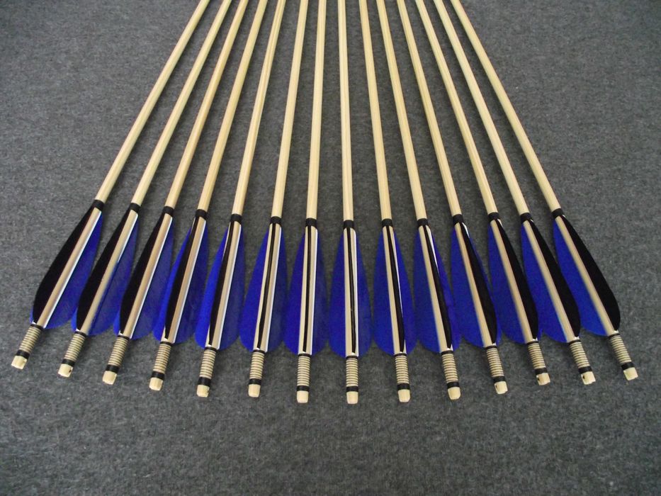 30-35 świerk  nr 569 Komplet 32" strzał do łuku strzała drewniana