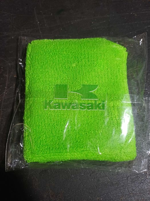 Forra copo para reservatorio de óleo Kawasaki, nova ainda na embalagem