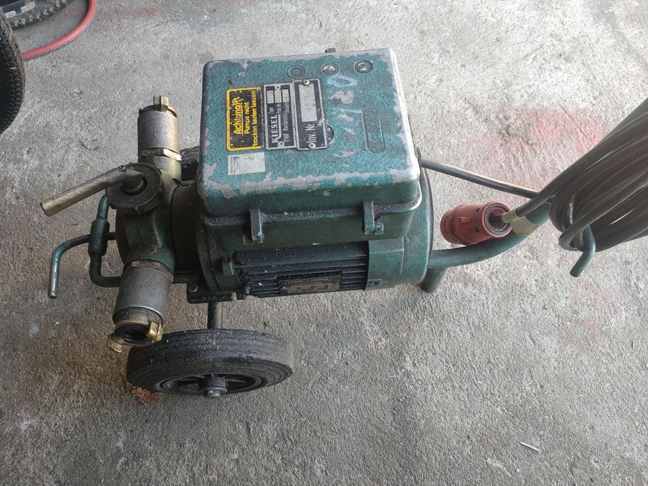Pompa do wody ..