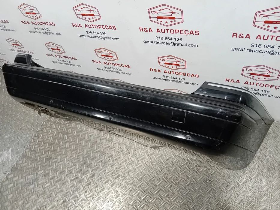 Parachoques Tras Mercedes Class C W203 com sensores A2038850314