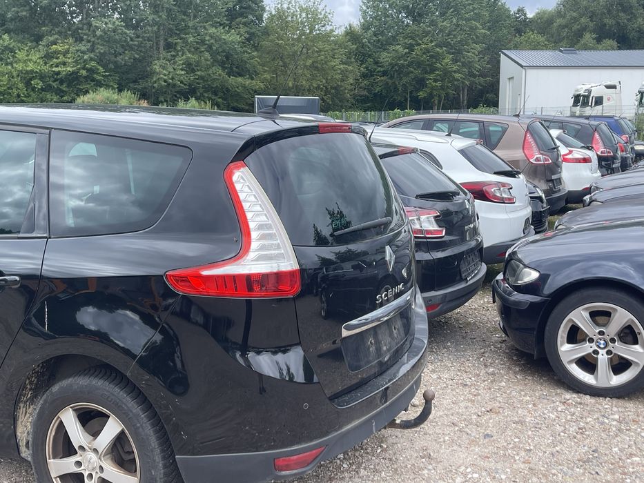 Разборка шрот запчасти меган 3 сценік 3 сценик