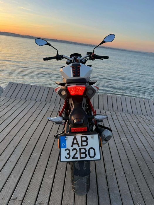 Mota Benelli BN 125cc - Como Nova
