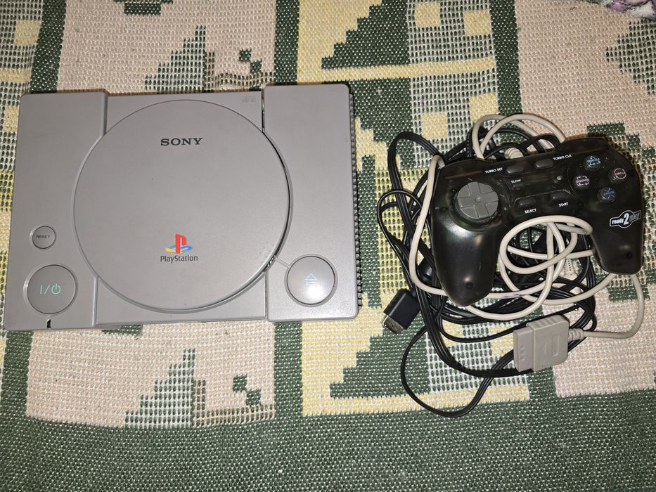 Consola Sony playstation 1 / ps1 + comando + cabos