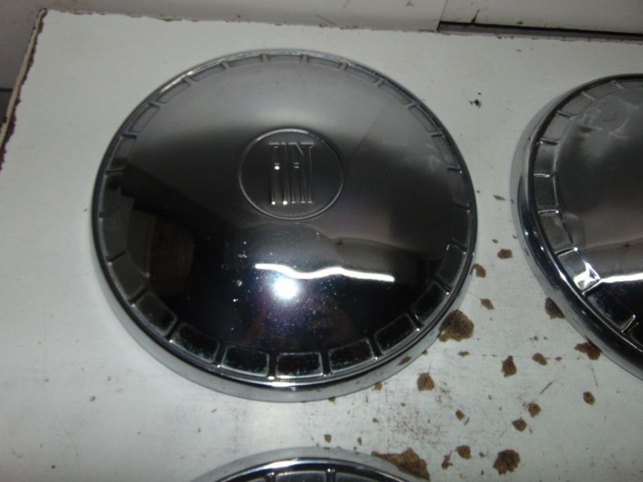Tampões de roda fiat