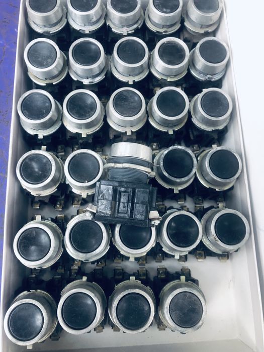 электрооборудование  , кнопка управления электрическая.