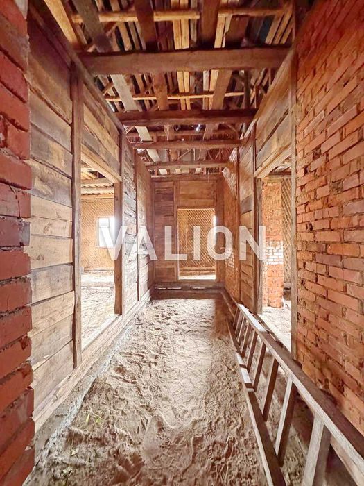 Продаж будинку с. Ставище, Житомирська обл., продаж землі.