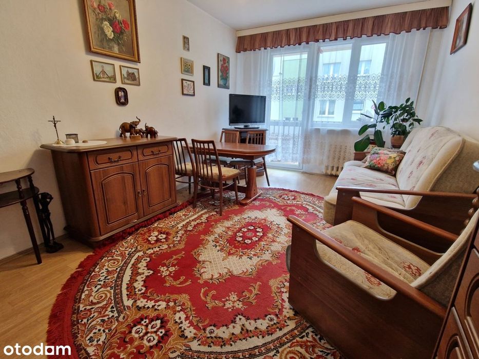 1 piętro. DUŻA LOGGIA. Słoneczne, kameralne miejsce. Rej. Sportowej.