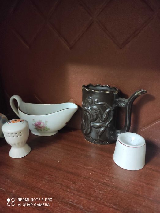 Статуэтки фарфор ссср , вазочки майолика и др.