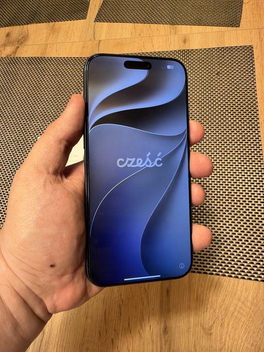 iPhone 17 pro max sierra blue, gwarancja, bardzo dobry stan, etui i szkło gratis.