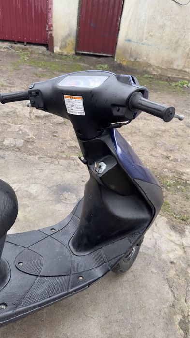 Скутер Suzuki Lets 2