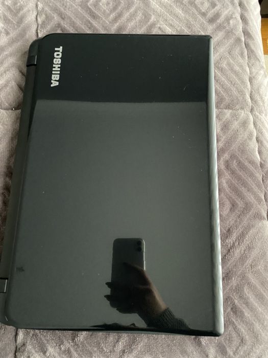 Portátil Toshiba + bolsa toshiba e carregador original