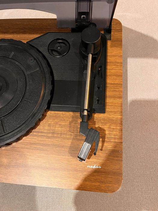 Gira-Discos com Bluetooth