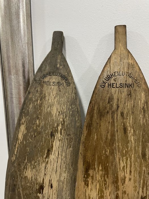 Zabytkowe narty drewniane