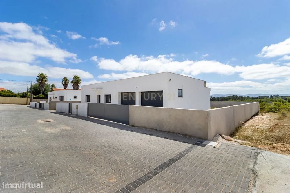 Moradia Térrea T3 em fase final de Construção