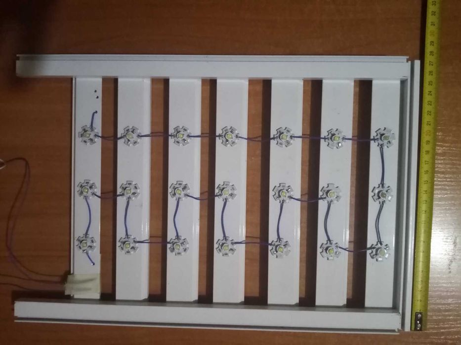 LED светильник для аквариума 20 Вт