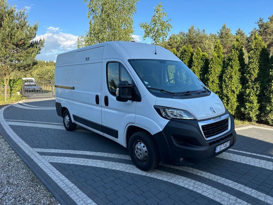Peugeot Boxer L2H2 2.0 HDi 130KM  Peugeot Boxer L2H2 2.0 HDi 130KM Przetwornica 230v Webasto Warsztat