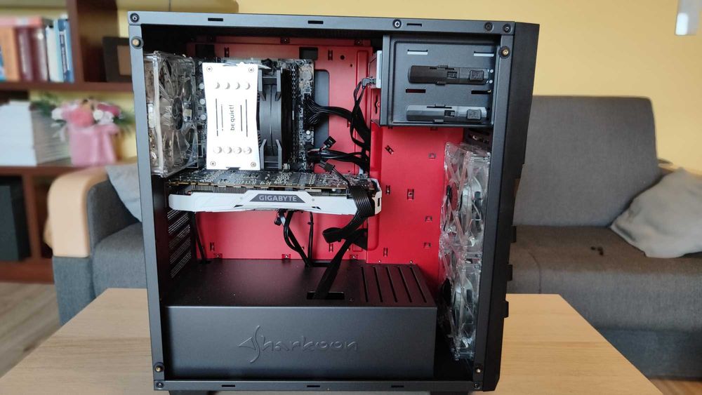 Komputer do gier Sharkoon. Intel Core i5-7600K, GTX 1080 TI