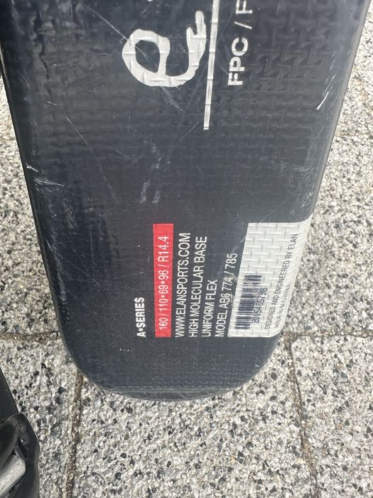 Sprzedam narty z butami