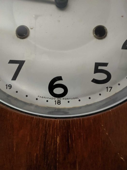 Relógio de Parede "Reguladora"