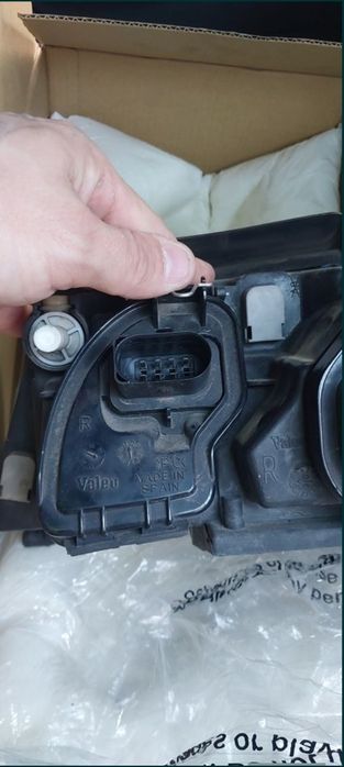 Lampa przednia Audi a4b5 oryginal