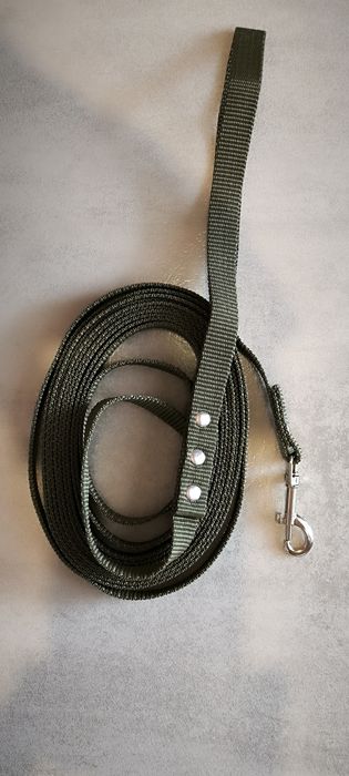 Продам поводки для Крупных  и Мелких  собак