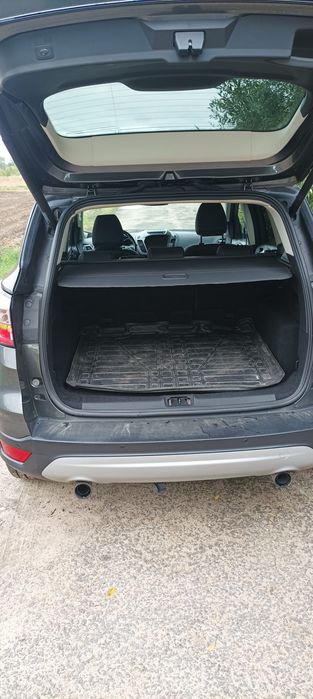 Ford Kuga benzyna