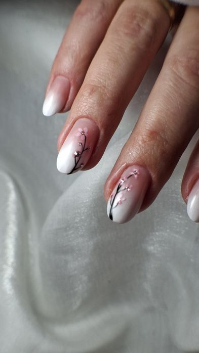 Manicure, pedicure  hybrydowy