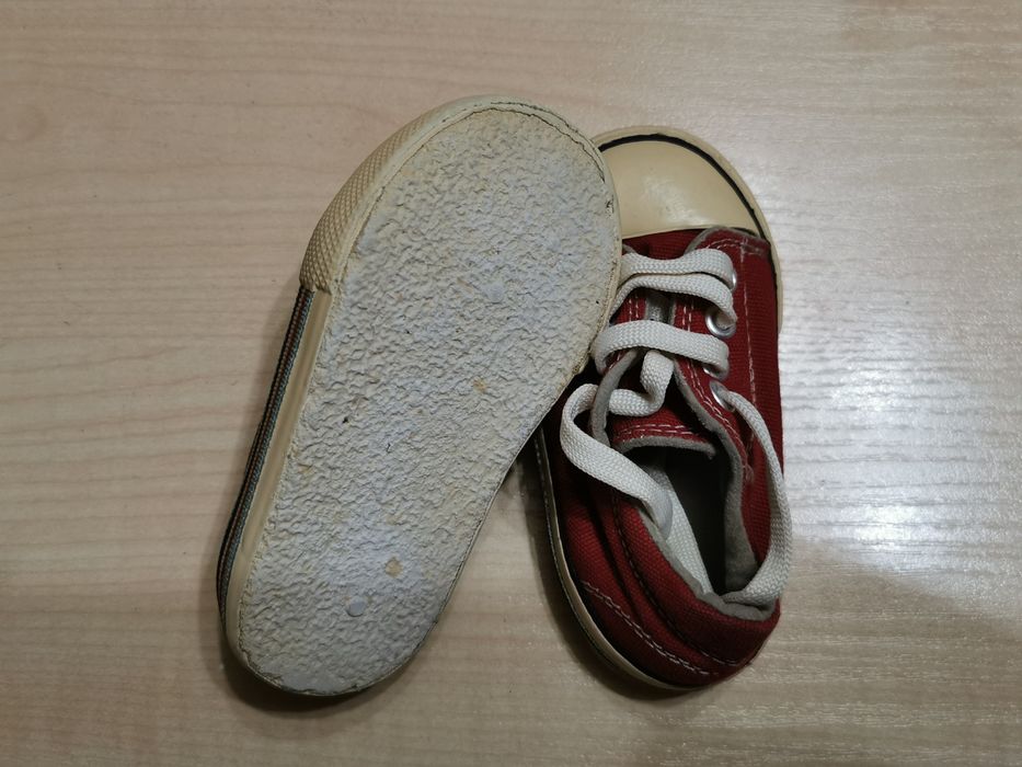 Sandałki, trampki i adidaski - rozm. 19