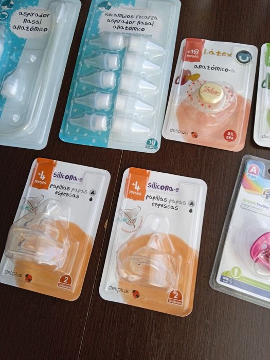 Пустушка, соска ,пляшечка для годування,присипка дитяча.