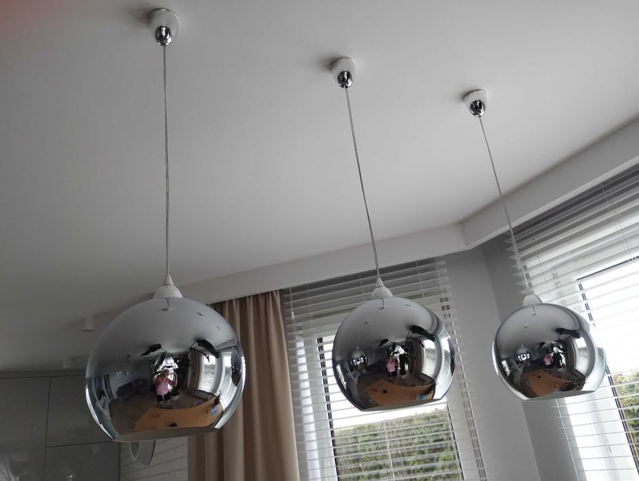 Lampa zwisająca srebrna