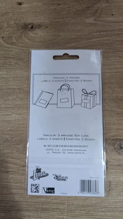 Nowe naklejki na zeszyty szkolne