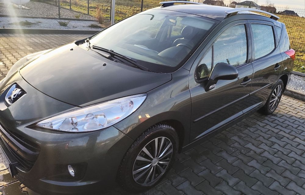 Ładny Peugeot 207 SW 1.4 2009r. Klima