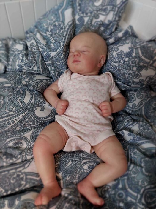 lalka reborn modelu Realborn Autumn Asleep