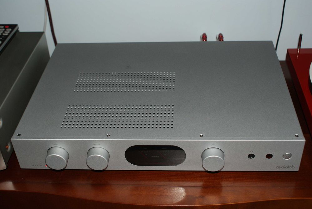 Wzmacniacz AUDIOLAB 7000A