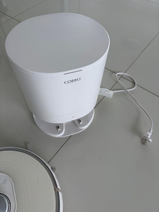 Robot sprzątający COBBO PRO 27+ ze stacją samoopróżniającą (bateria 5200 mAh)