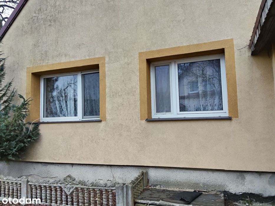 Sprzedam pół domu z dużą działką