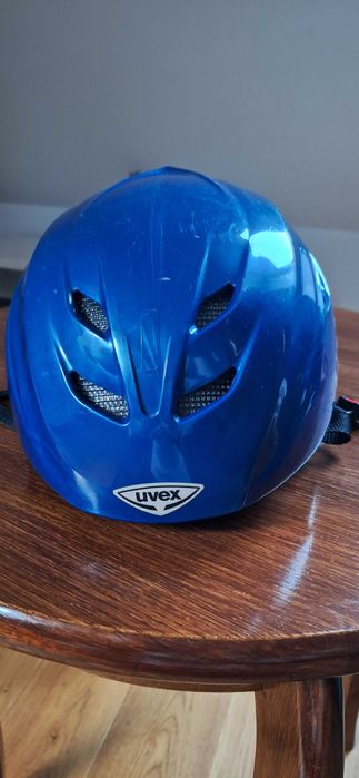 sprzedam damski kask narciarski