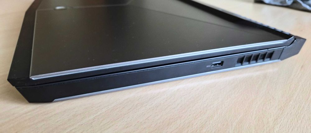 Laptop DELL Alienware 17 R5