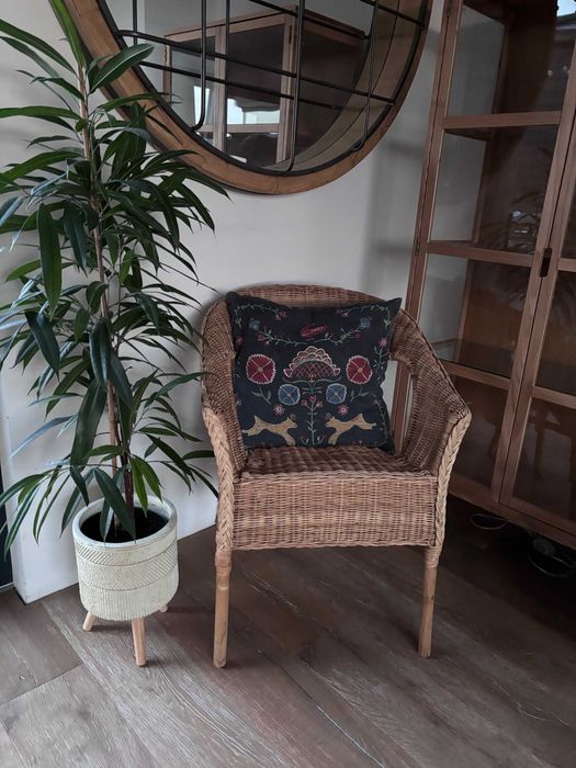 Fotel wiklinowy Ikea