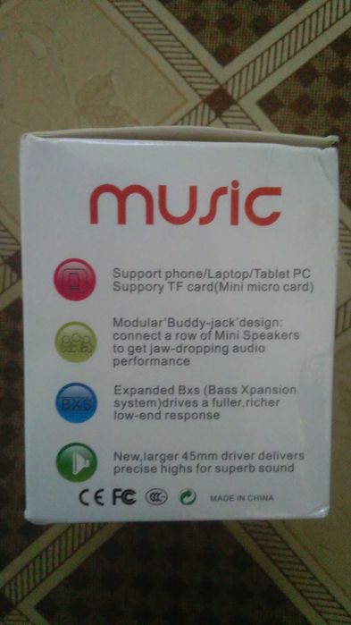 Duas colunas Bluetooth