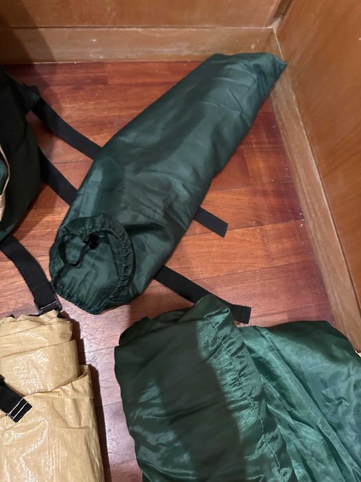 Kit campismo – tenda + saco cama + mochila verde