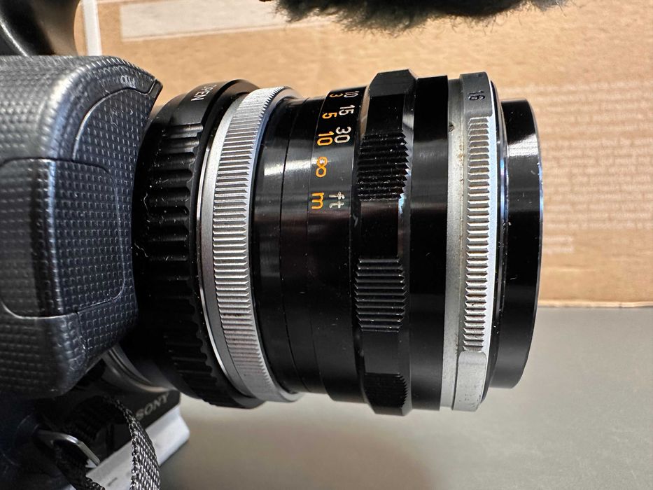 Kamera SONY NEX-VG10 + obiektyw CANON F1 50mm 1:1.8 + adapter