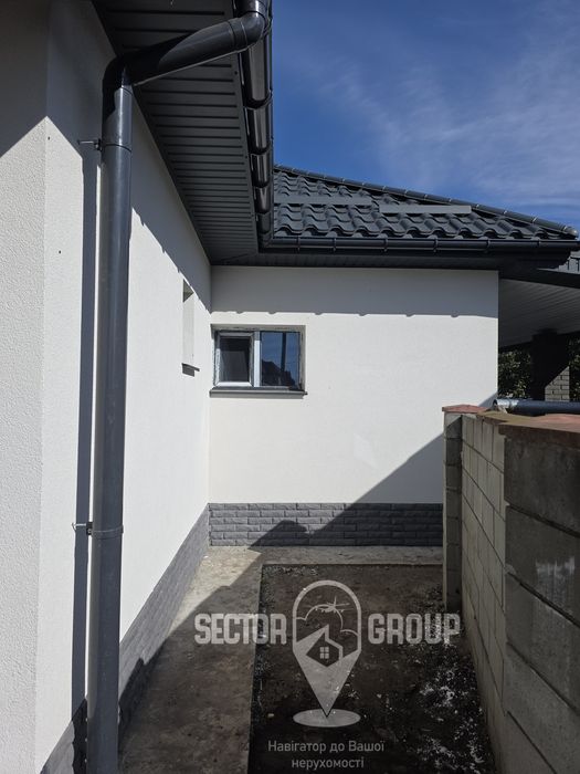 Напроти лікарні. 100кв.м., 2 тераси, 6 соток.