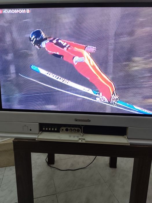 Panasonic Quintrix 32" Real Flat 100Hz – Impecável + Comando Original