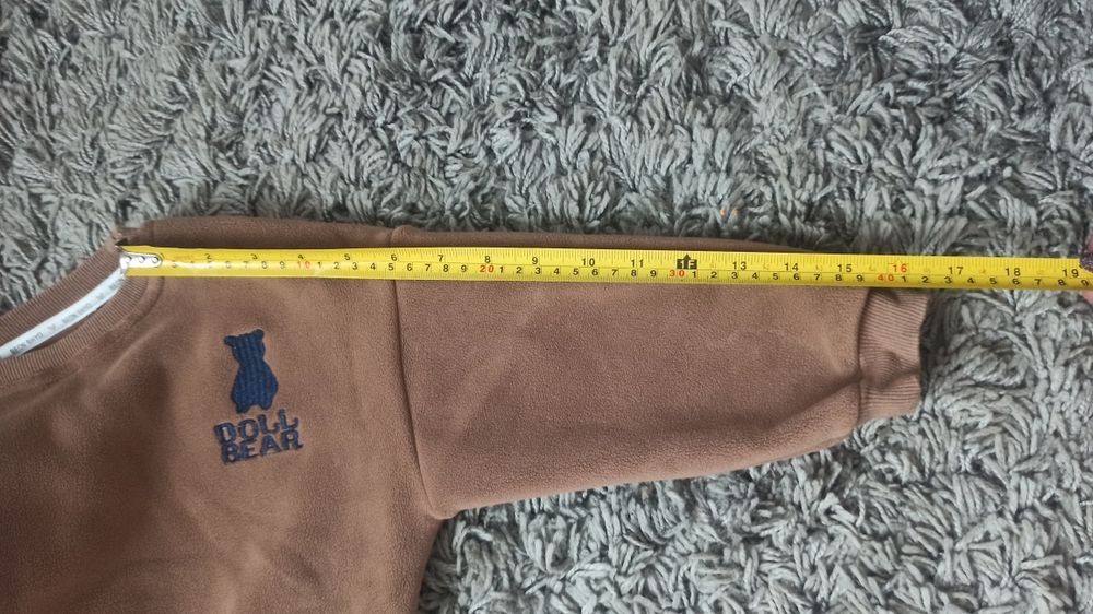 Стильний теплий костюм