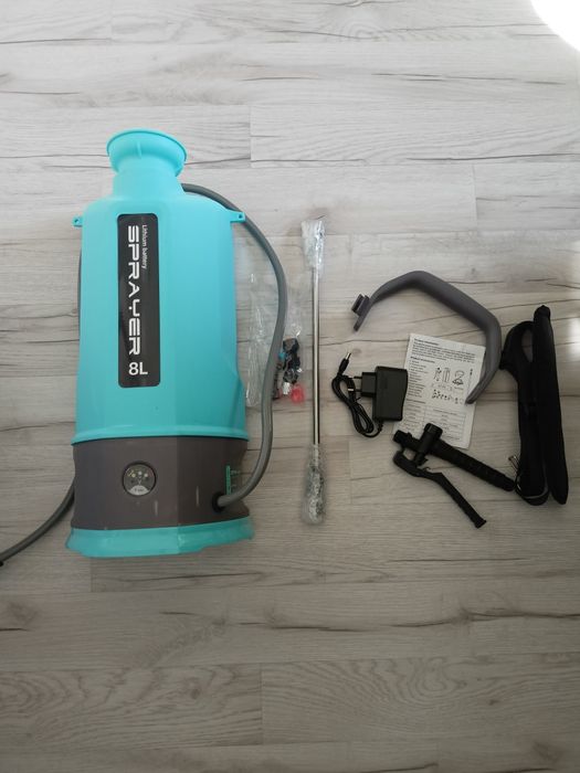 Elektryczny opryskiwacz 8l