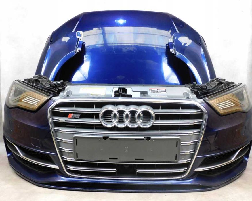 Комплект переду Audi S3 / A3 8V