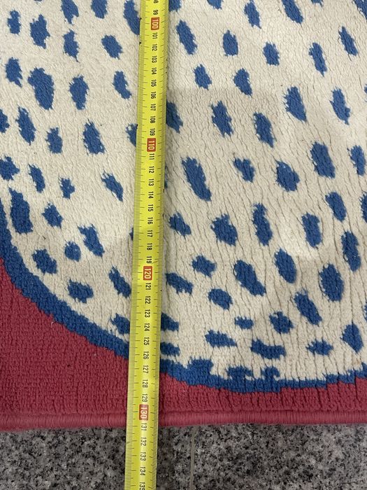 Carpete  em bom estado