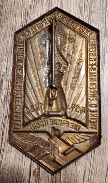 Militaria III Reich Wehrmacht Pin Comomorativo